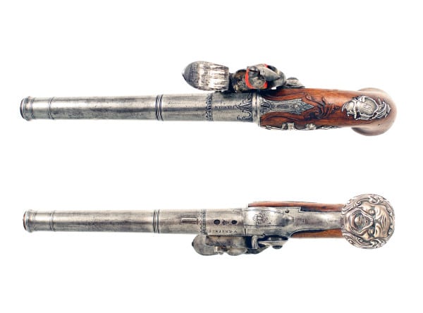 A Superb Flintlock Queen Anne Pistol by W. Green of Farnham. - Image 3